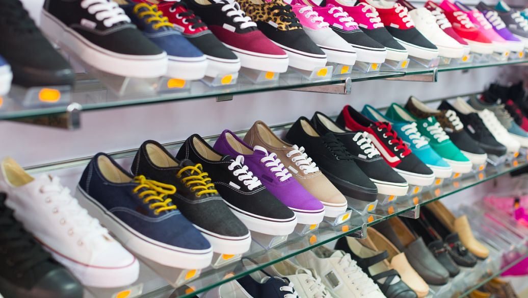 美國(guó)鞋類(lèi)銷(xiāo)售額大漲